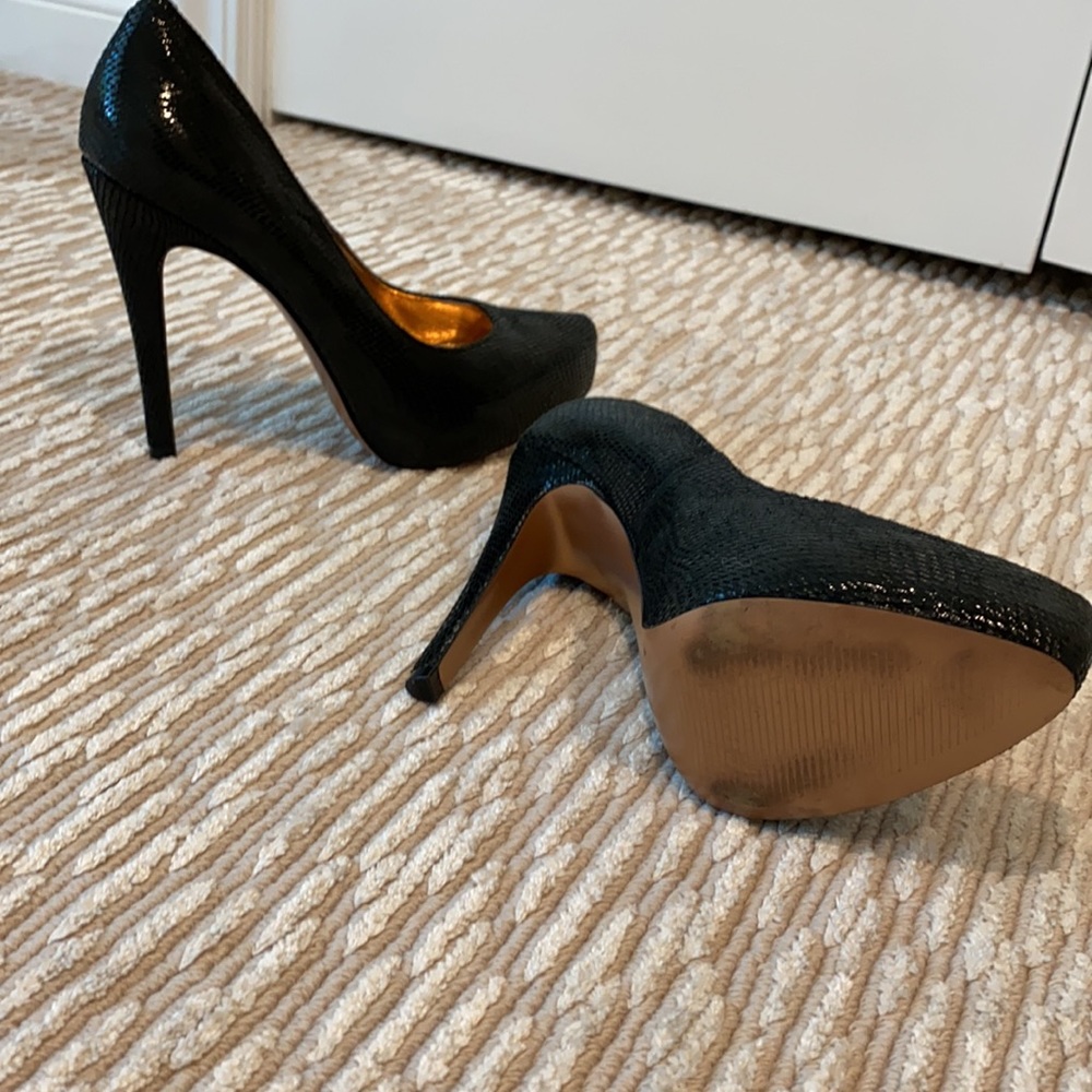 Bcbg Generation Pumps - image 2